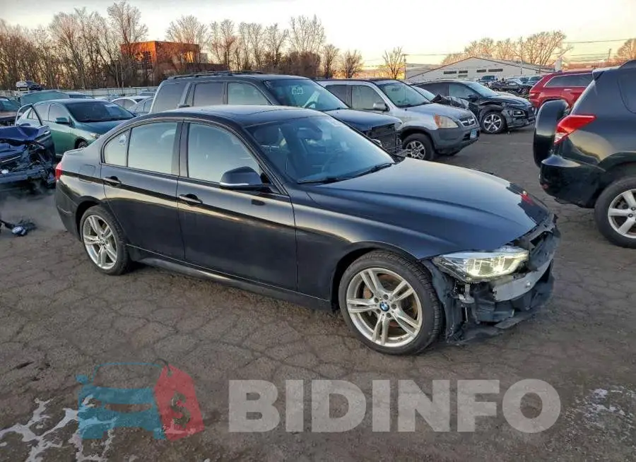 WBA8B7G50HNT70867 Photo# 4