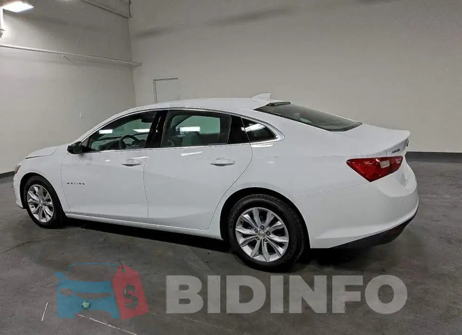 1G1ZD5ST2SF154945 Photo# 2
