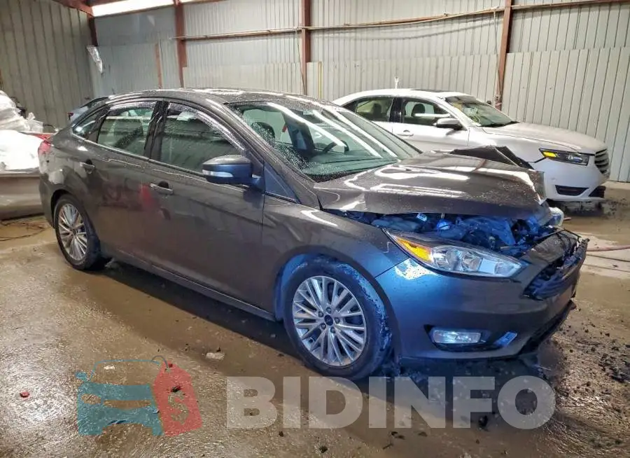 1FADP3J29GL274732 Photo# 4