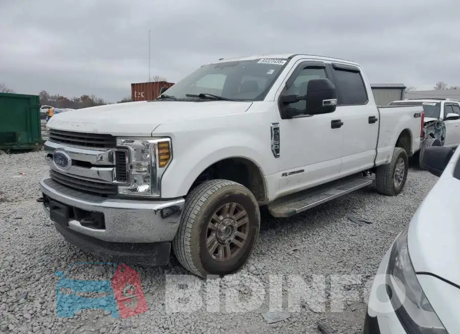 1FT7W2BT1JEB83641 Photo# 1