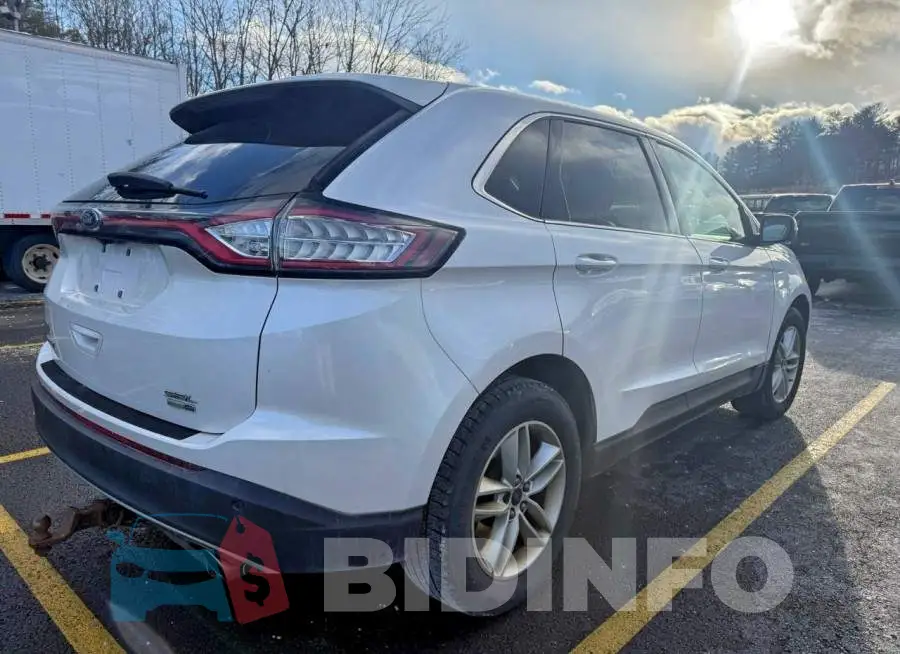 2FMPK4J93HBB54043 Photo# 4