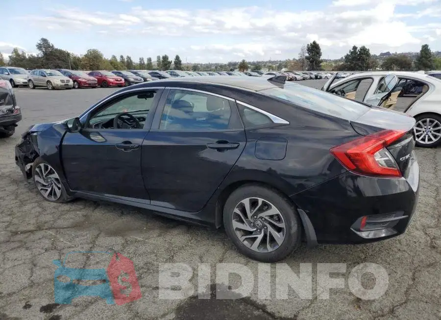 19XFC2F74HE227566 Photo# 2