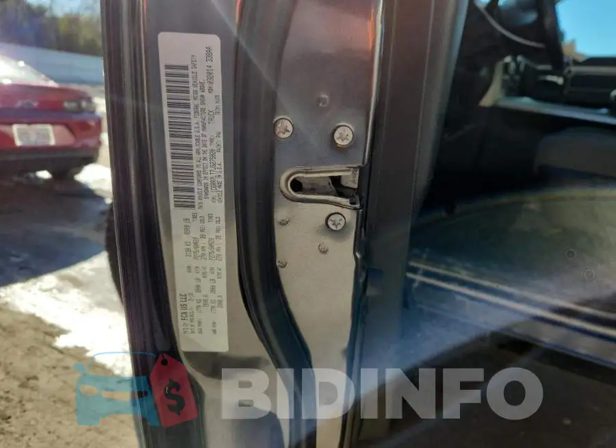 1C6RR7LT7JS275020 Photo# 12