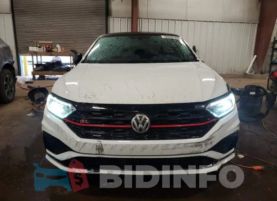 3VW5T7BU4KM169862 Photo# 5