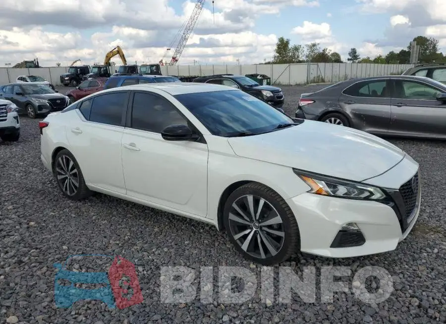 1N4BL4CV2LN319153 Photo# 4