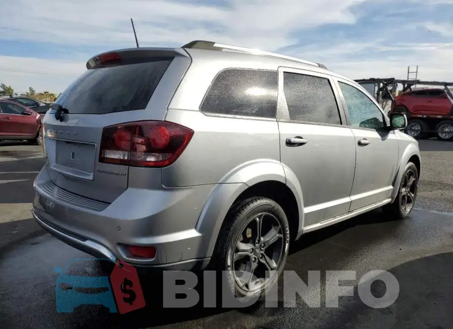 3C4PDCGB1LT201537 Photo# 3