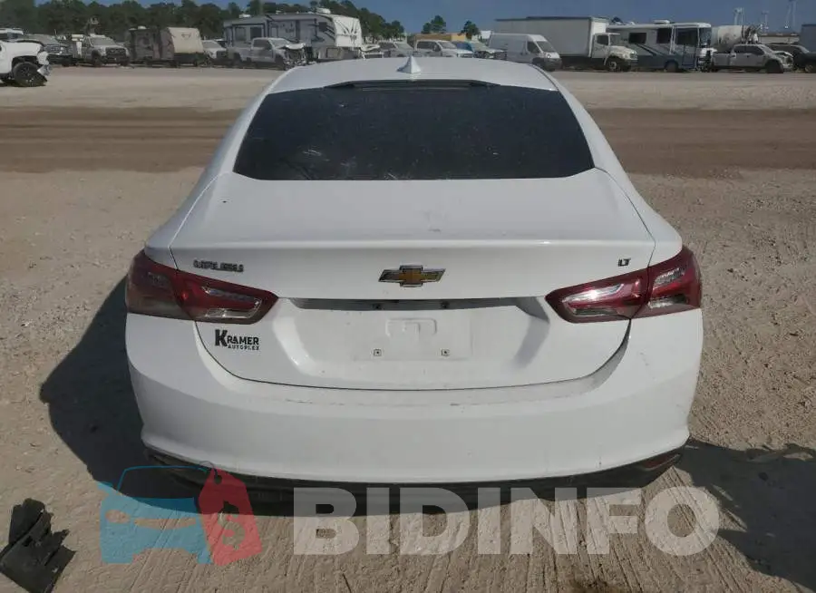 1G1ZD5ST6NF203018 Photo# 6