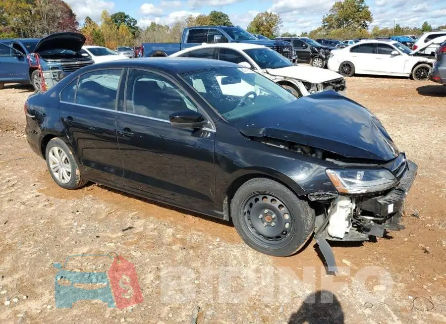 3VW2B7AJ7HM255317 Photo# 4
