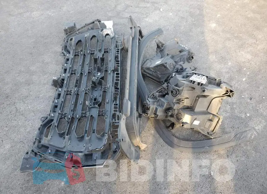 3GTU9DED0MG479421 Photo# 12