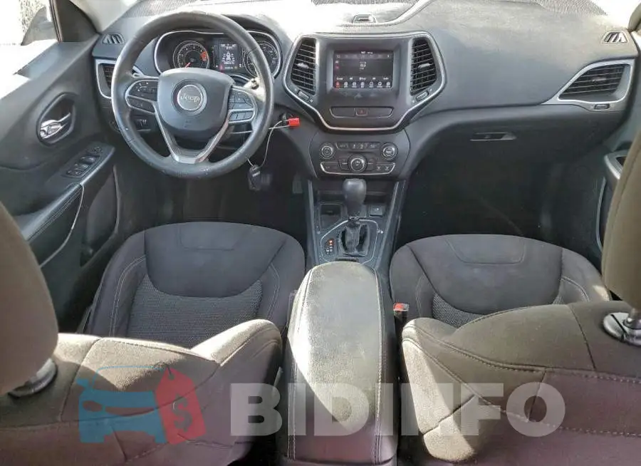 1C4PJLCB4KD187281 Photo# 8