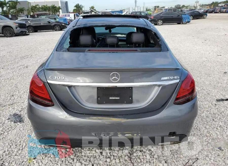 55SWF8DB2LU325272 Photo# 6