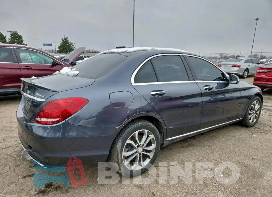 WDDWF4KB7GR131453 Photo# 3