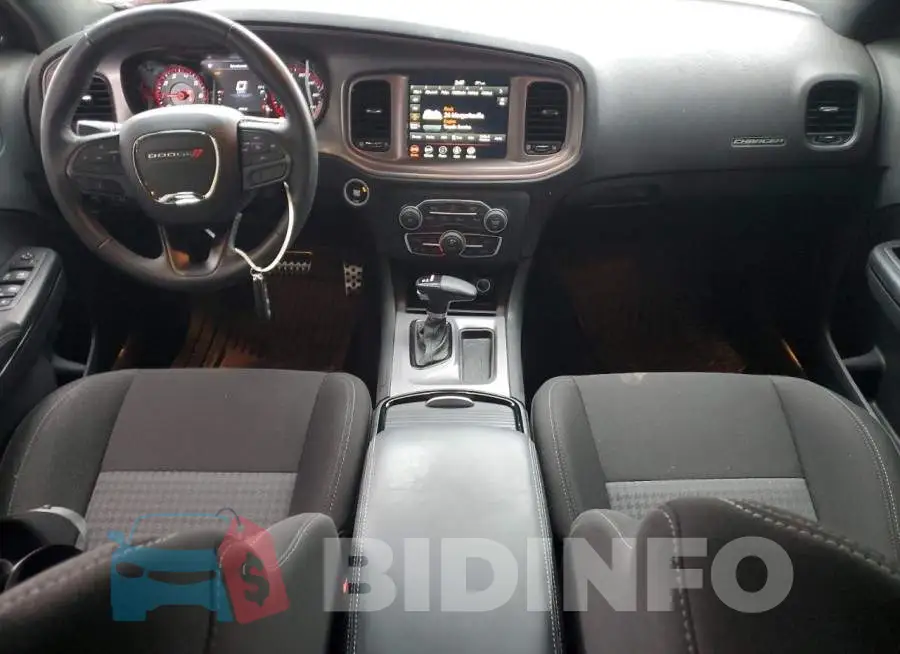 2C3CDXMG2PH705913 Photo# 8