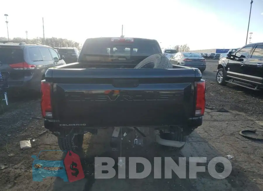1GCPTDEK1R1207947 Photo# 6