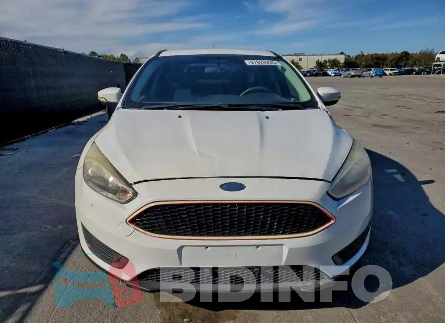 1FADP3F28HL338401 Photo# 5