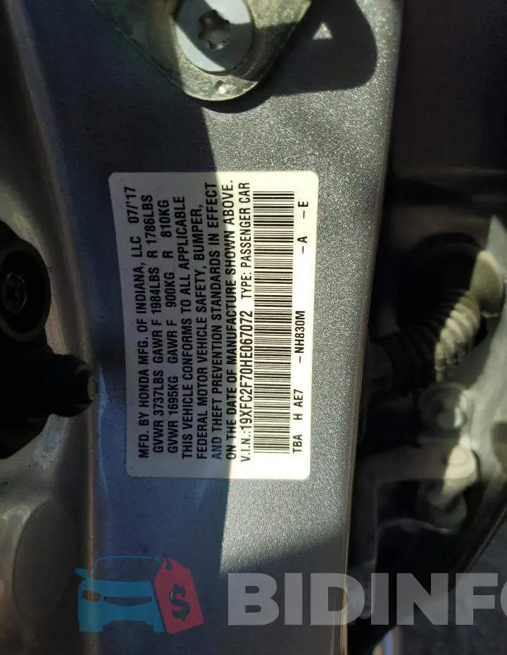 19XFC2F70HE067072 Photo# 12