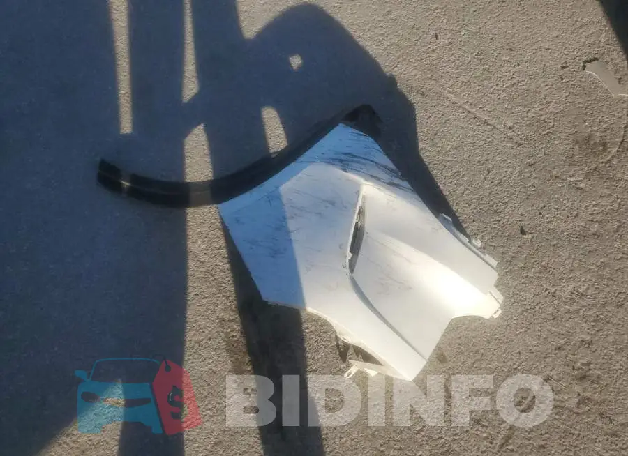 3PCAJ5KR6PF105034 Photo# 13