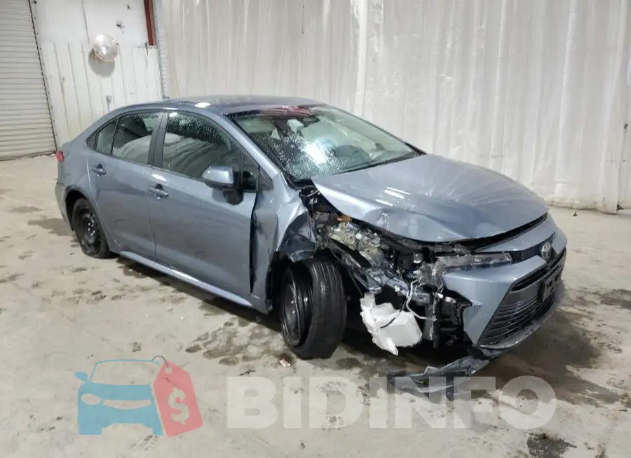 5YFB4MDE0RP162417 Photo# 4
