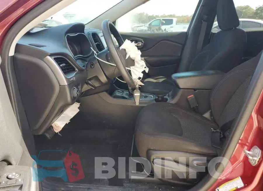 1C4PJLCB0KD388174 Photo# 7