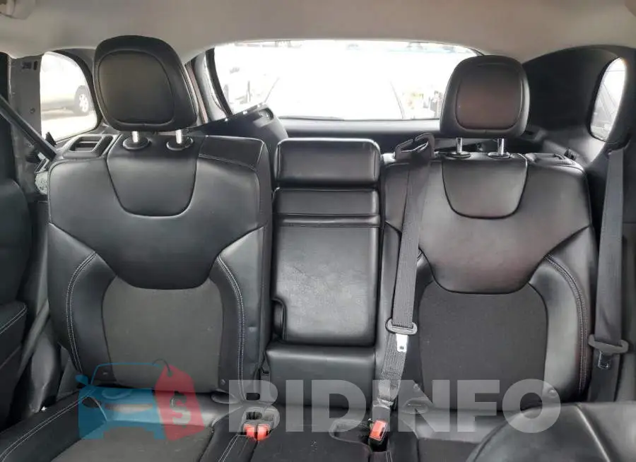1C4PJLLB7KD263656 Photo# 10