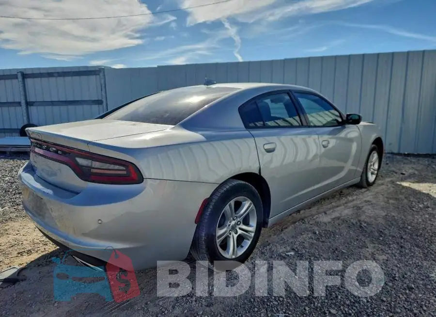 2C3CDXBG7PH661149 Photo# 3