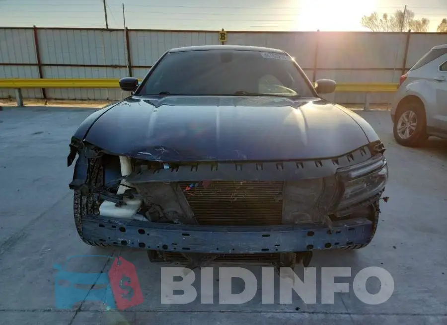 2C3CDXHG4GH277286 Photo# 5