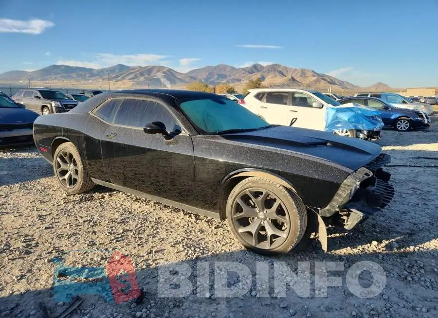 2C3CDZAGXHH658647 Photo# 4