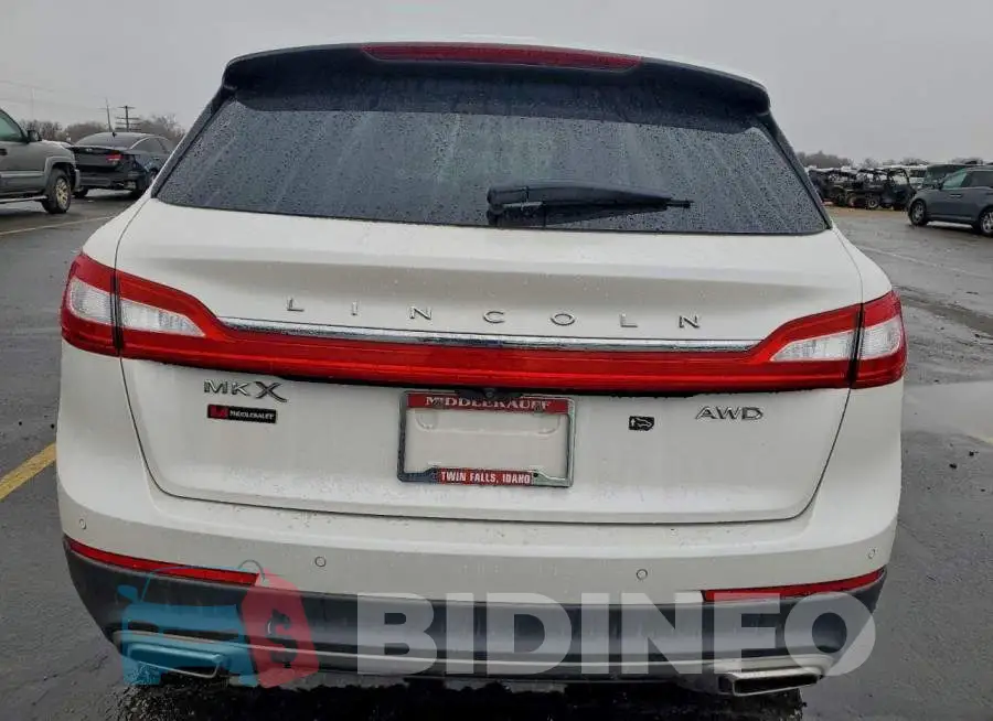 2LMPJ8JR2JBL45621 Photo# 6