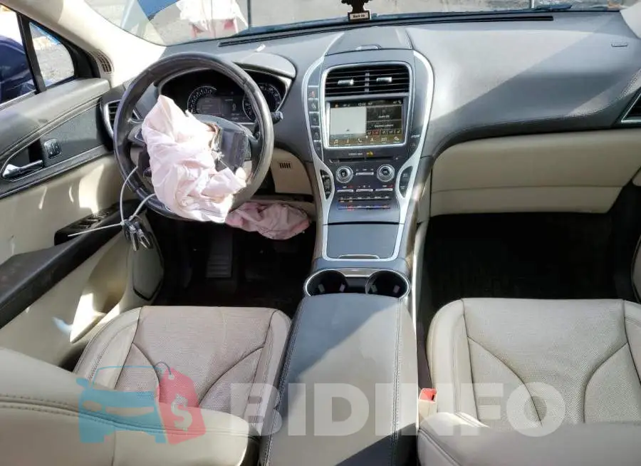 2LMPJ8LR8JBL42347 Photo# 8