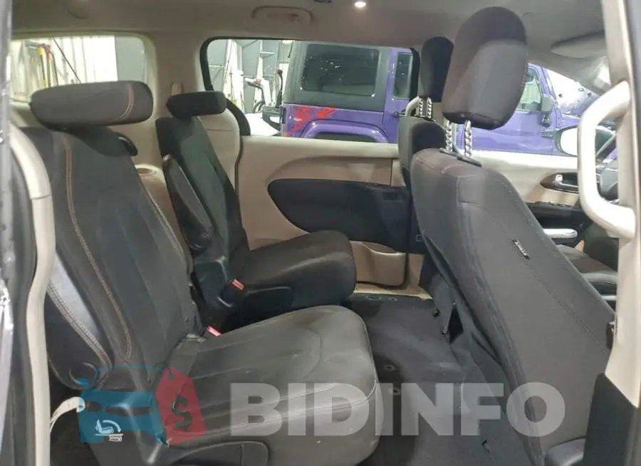 2C4RC1DG1HR756675 Photo# 11