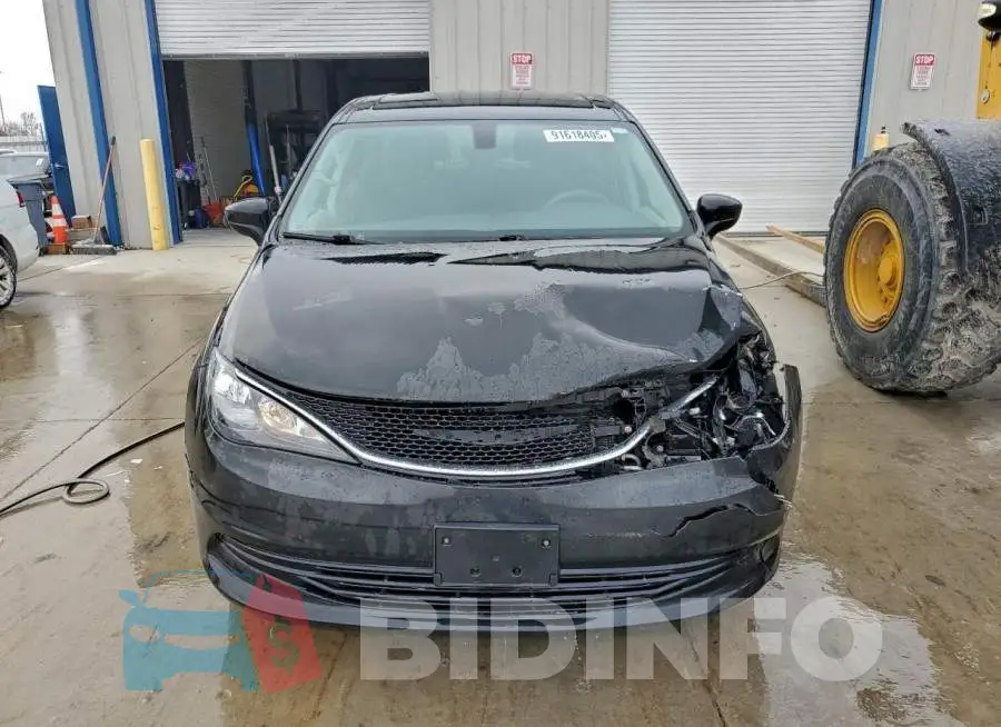 2C4RC1DG5HR667742 Photo# 5