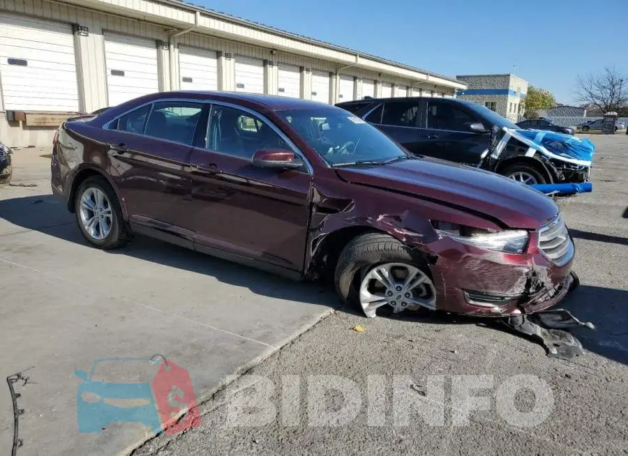 1FAHP2E80JG132019 Photo# 4