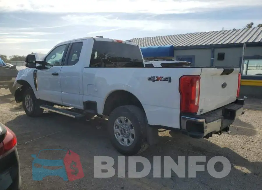 1FT7X2BNXRED32736 Photo# 2