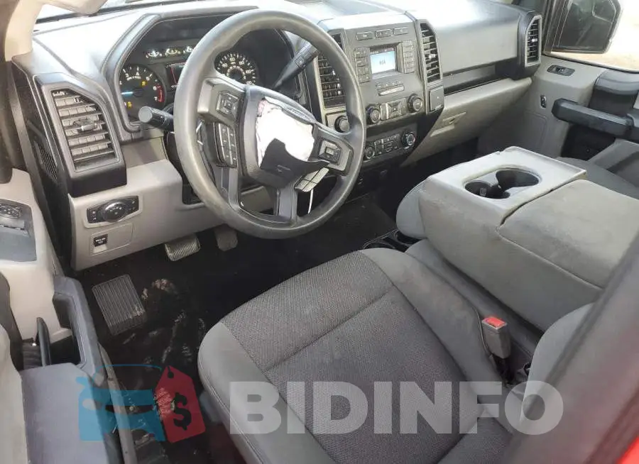 1FTMF1E55KFA31562 Photo# 8