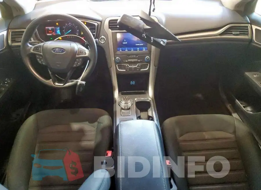 3FA6P0HDXLR168803 Photo# 8