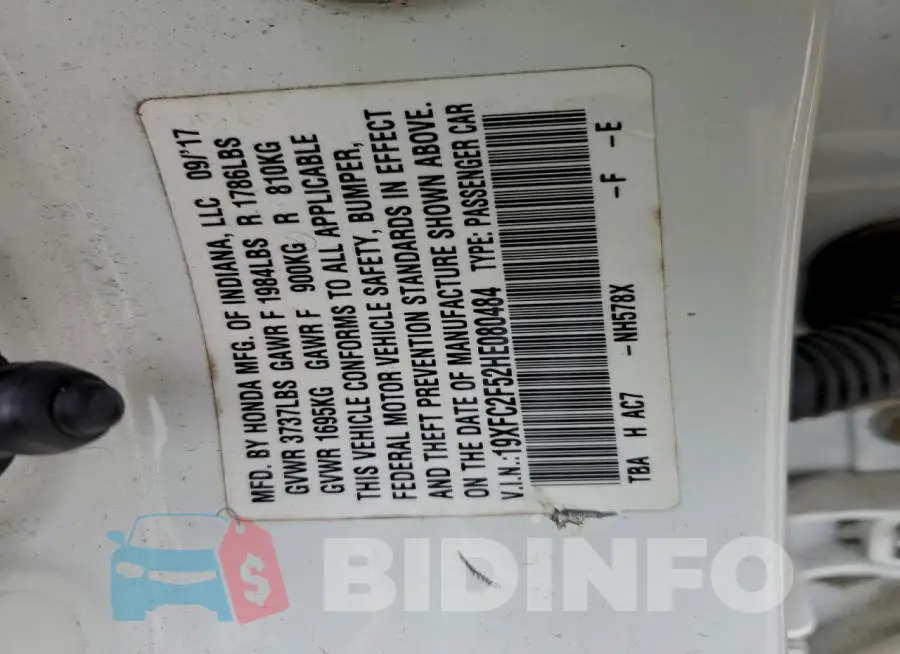 19XFC2F52HE080484 Photo# 12