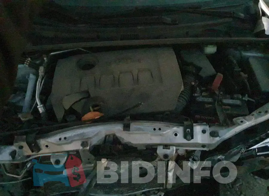 2T1BURHE4HC759897 Photo# 11