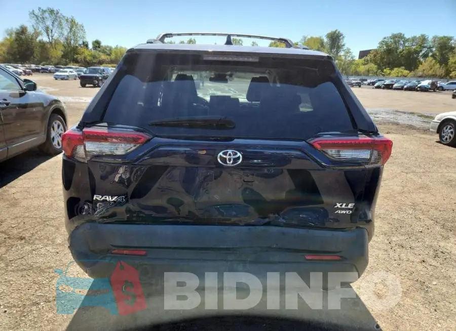 2T3A1RFV3KW056201 Photo# 6