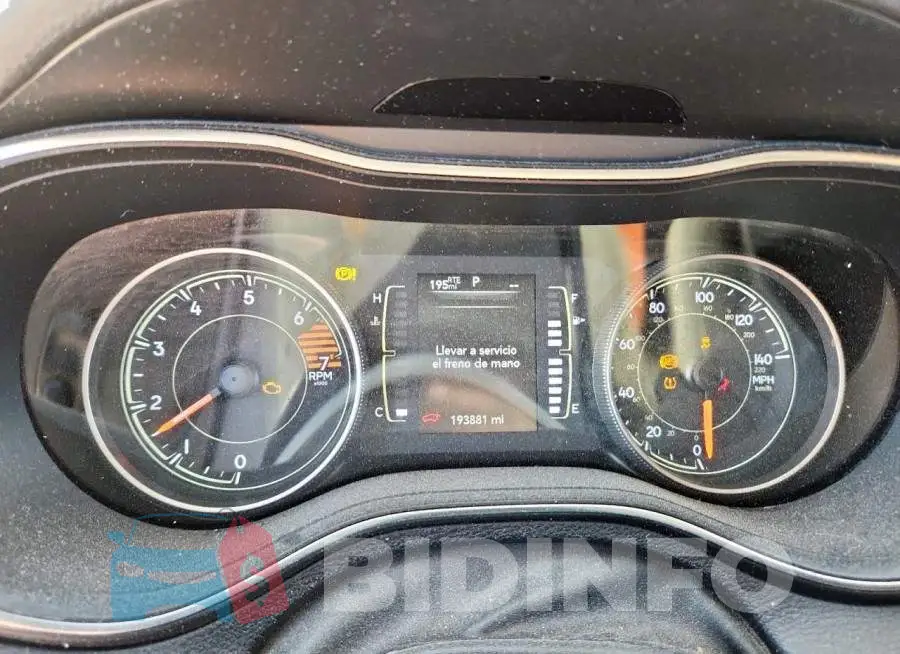 1C4PJLLB7KD202856 Photo# 9