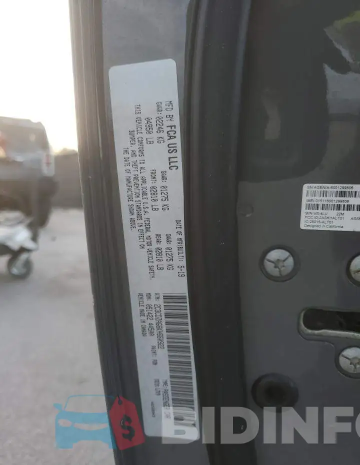 2C3CDZAG6KH660922 Photo# 13