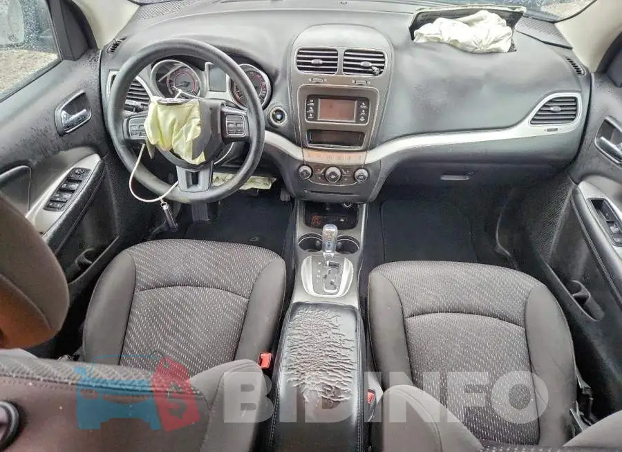 3C4PDCAB8HT558956 Photo# 8