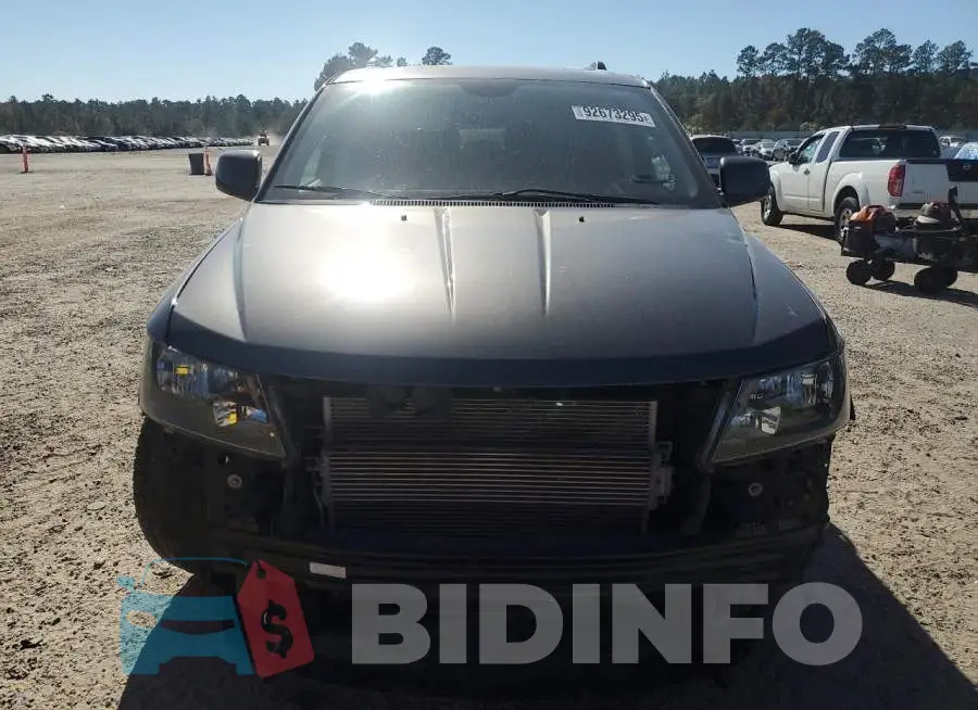 3C4PDCGB4GT149052 Photo# 5
