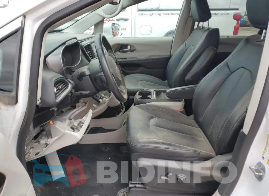 2C4RC1BG2LR271229 Photo# 7