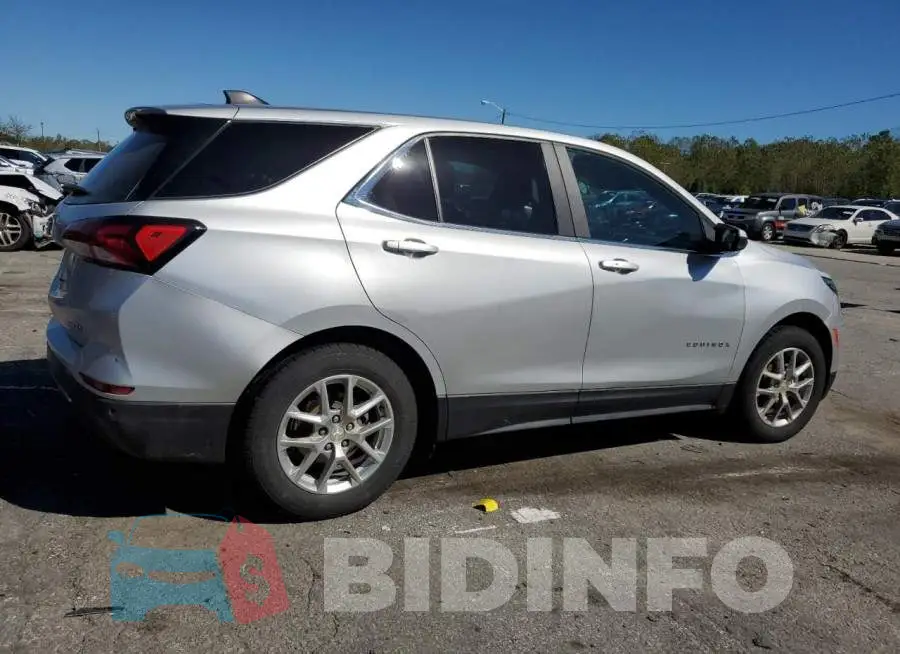 2GNAXTEV5N6135647 Photo# 3