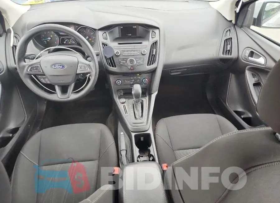 1FADP3F25HL300642 Photo# 8