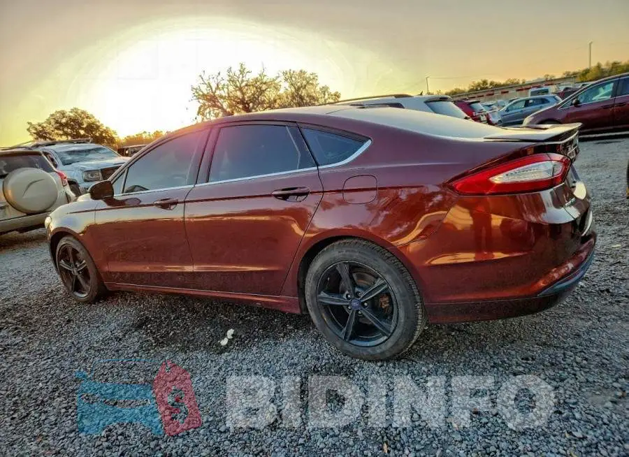 3FA6P0HD3GR129203 Photo# 2