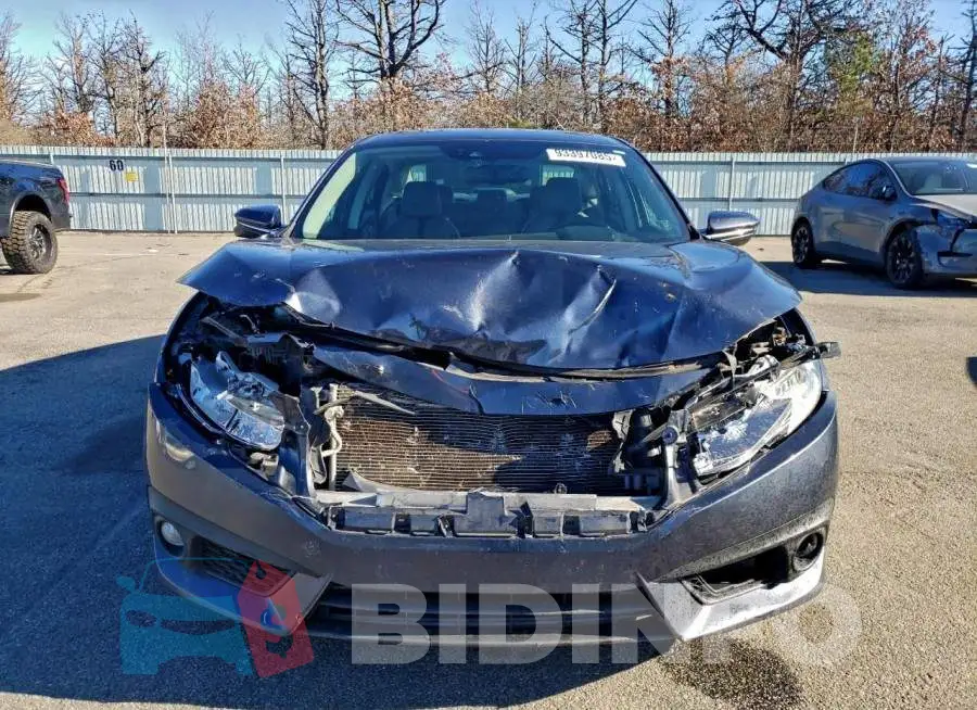19XFC1F97HE211423 Photo# 5