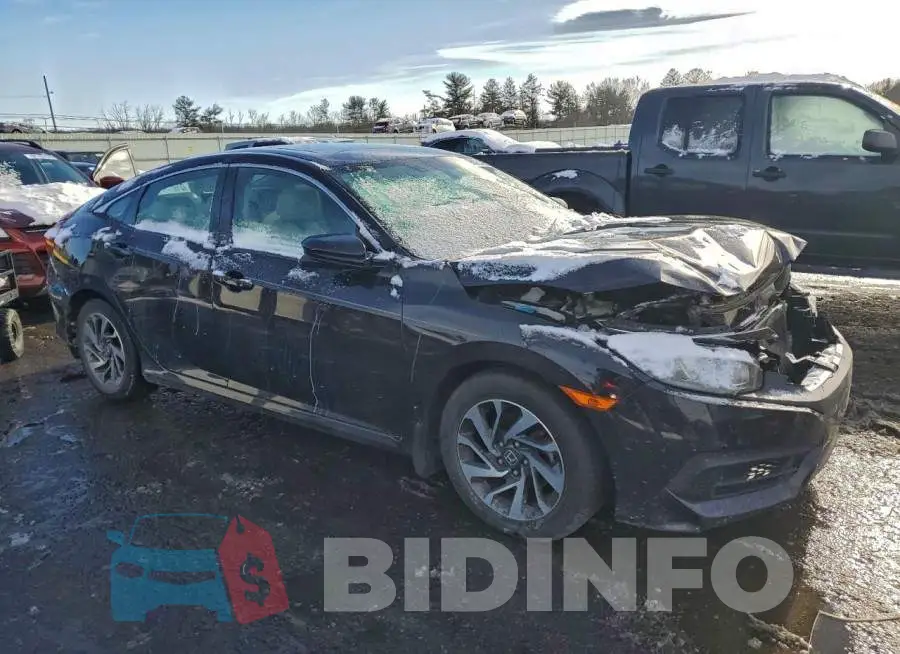 2HGFC2F70GH571917 Photo# 4
