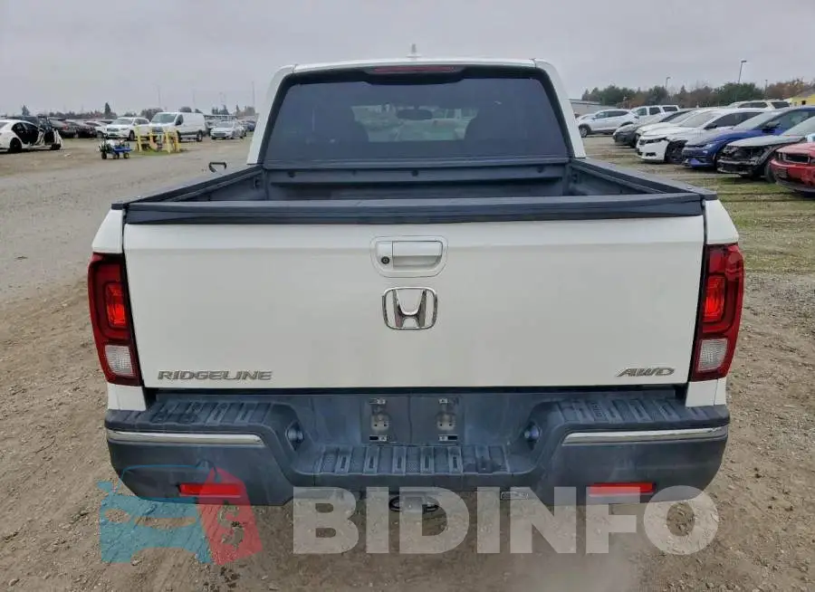 5FPYK3F68JB009372 Photo# 6