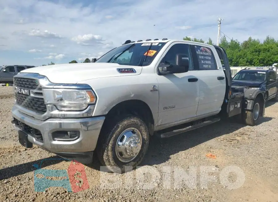 3C7WRTCL4RG285031 Photo# 1